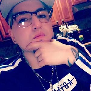 Meet your Posher, Luis